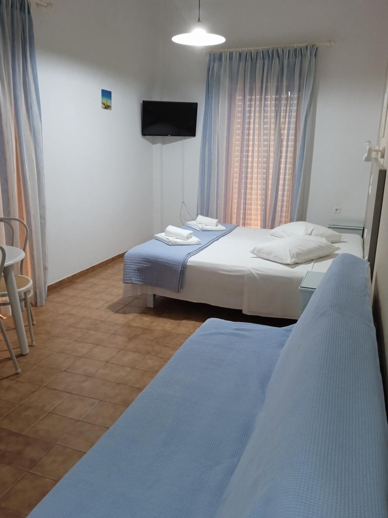 Ilona Apartments Chania Kato Daratso Rum bild