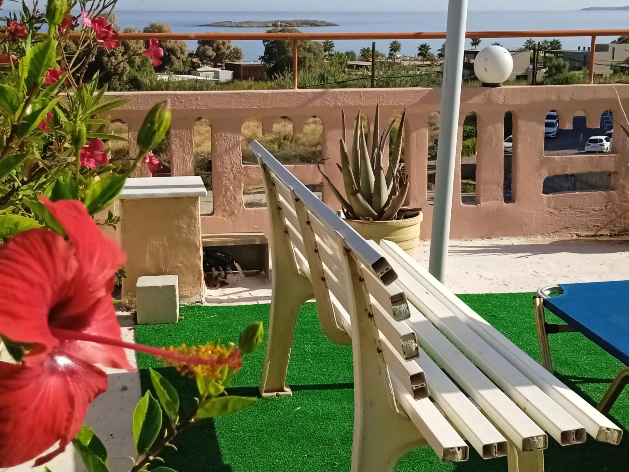 Ilona Apartments Chania Kato Daratso Rum bild