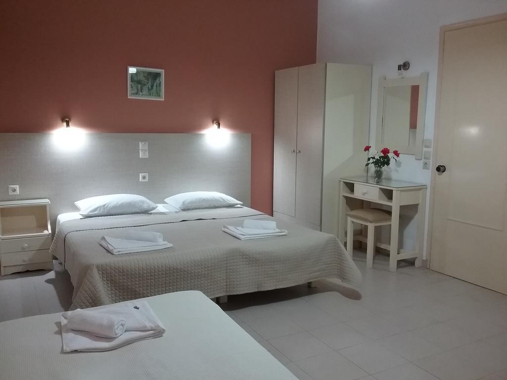 Ilona Apartments Chania Kato Daratso Exteriör bild